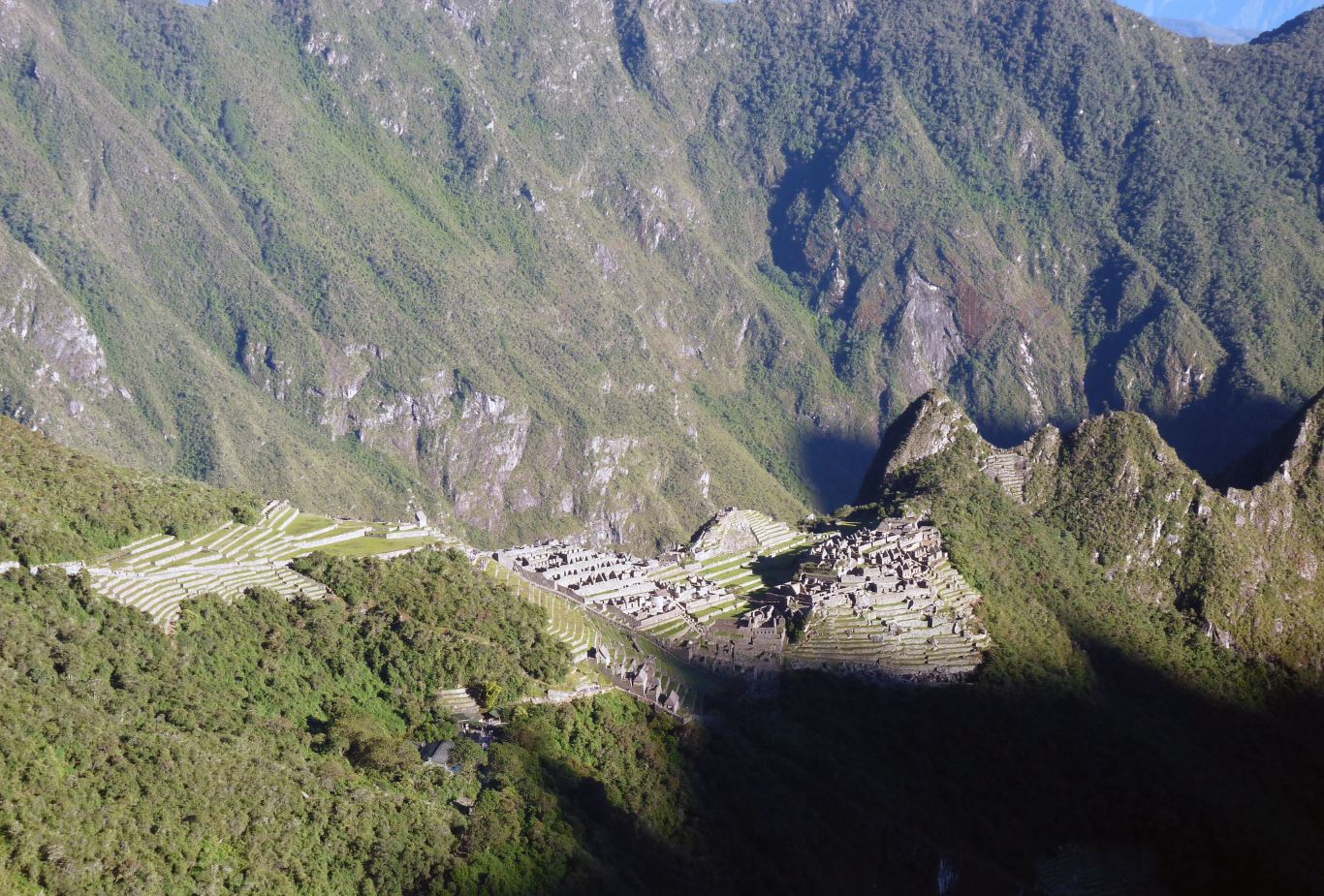 Machu Picchu at Sunrise: Times, Tours and Photos | New Peruvian