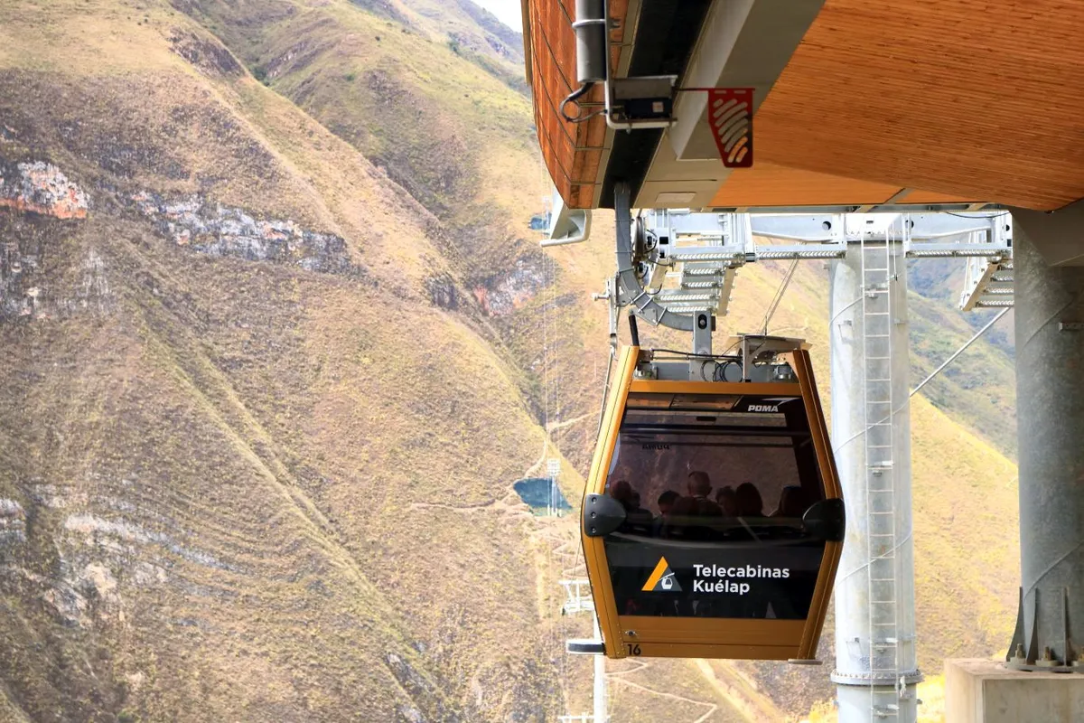 A cable car leaves for Kuélap Fortress. Photo by Tony Dunnell.