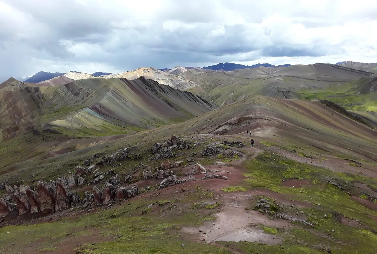 Cloudy weather over Palccoyo Mountain