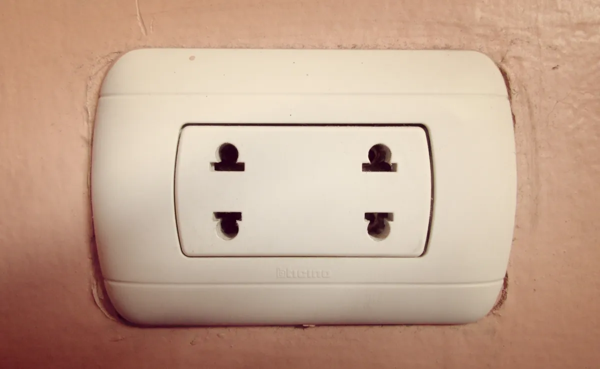 Peru plug socket